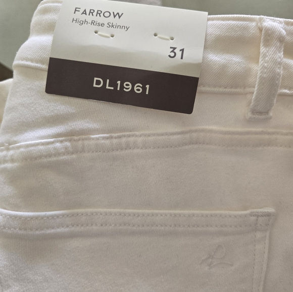 DL1961 Farrow High Rise Jeans in Porcelain size 31 - Picture 7 of 8